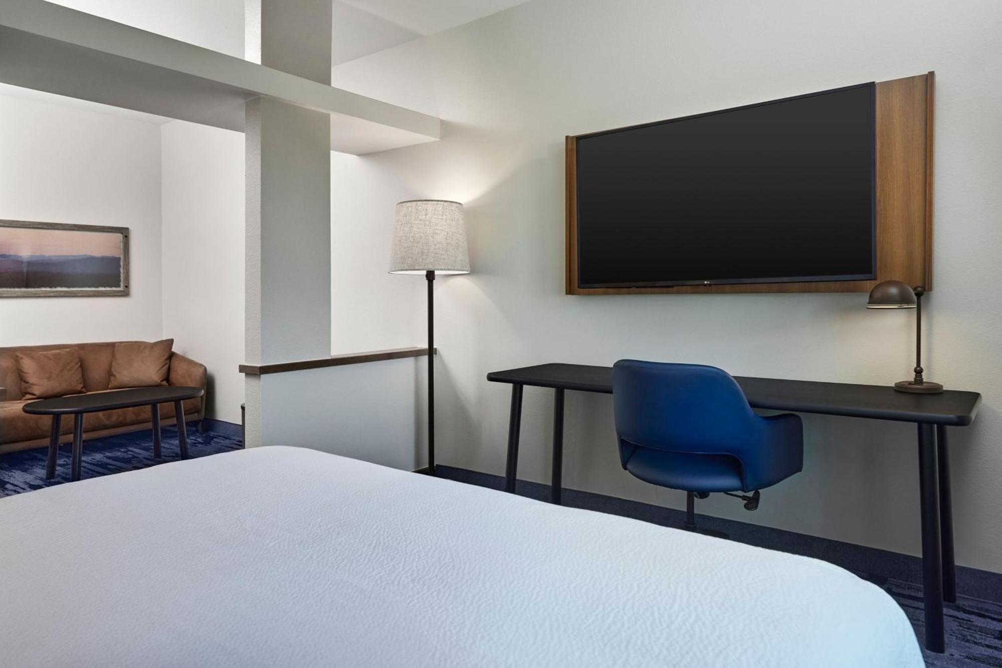 Fairfield Inn & Suites Burlington Bagian luar foto