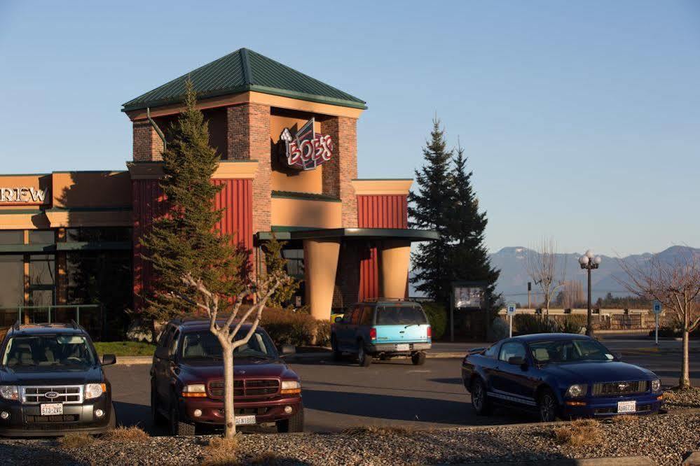 Fairfield Inn & Suites Burlington Bagian luar foto